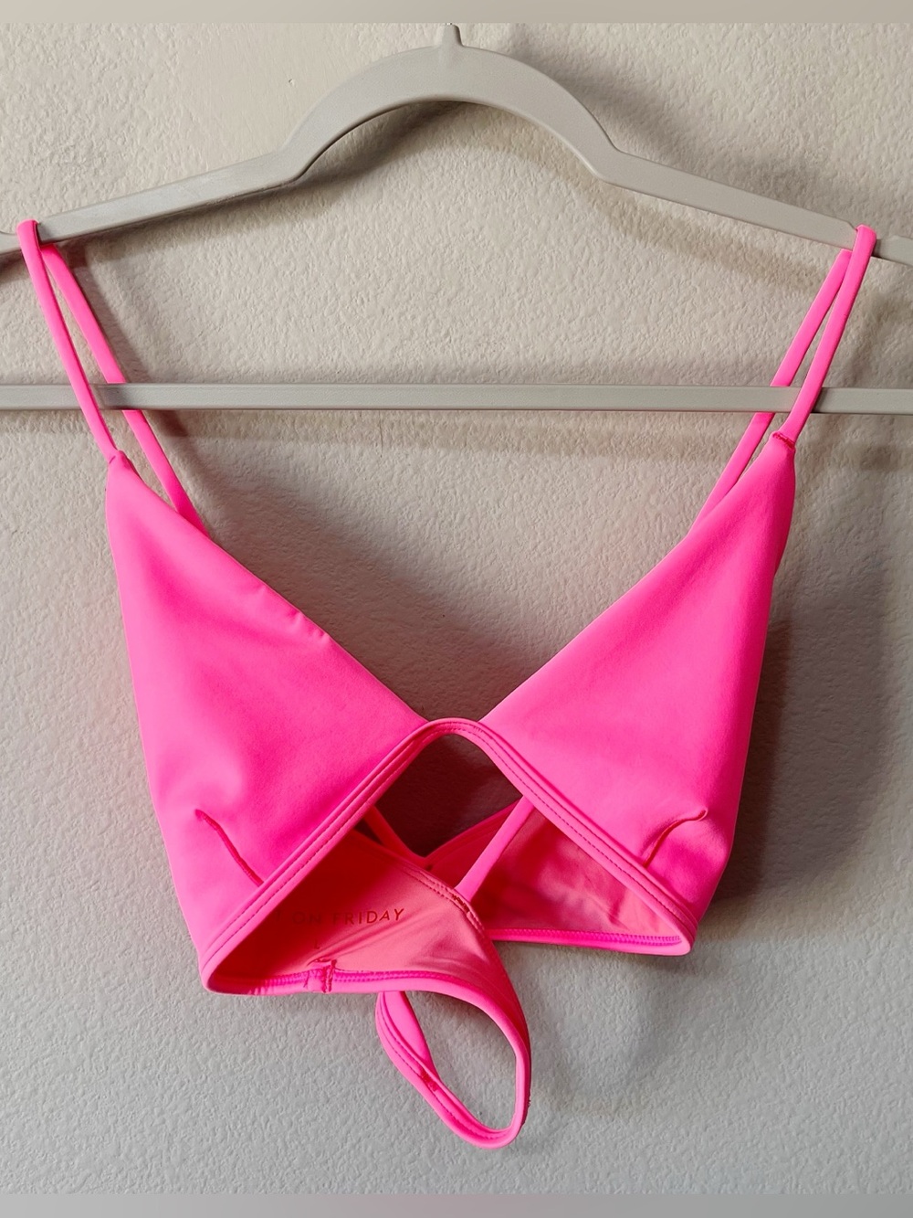 Left On Friday LOF Reef Bikini Swim Top Zinc Neon Pink A-C Cup Size Large Beach - Picture 6 of 11